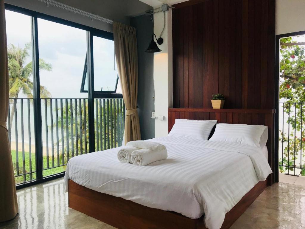 Joy Hotel Прачуап Кири Кан Екстериор снимка