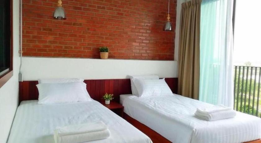 Joy Hotel Прачуап Кири Кан Екстериор снимка